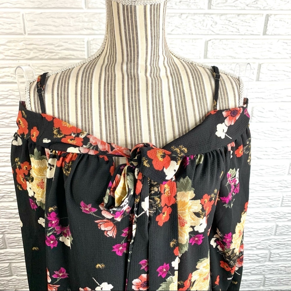 Staccato Multicolored Floral Cold Shoulder Top - Picture 2 of 7